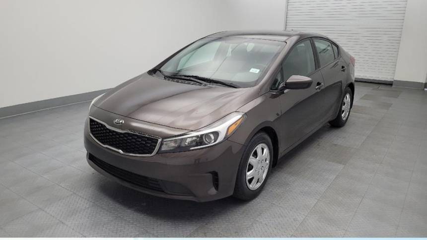 2017 Kia Forte LX — Sedan — 76,490 mi — Maple Heights, OH