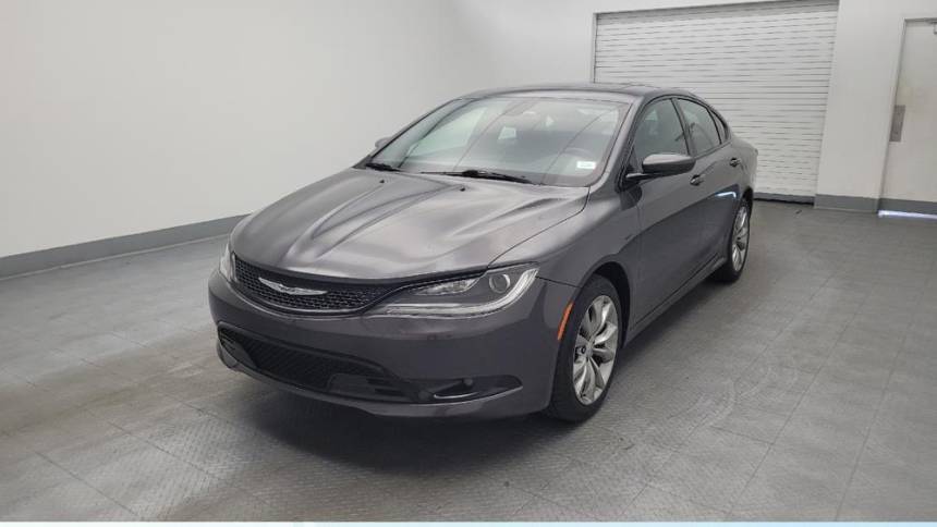 2016 Chrysler 200 S — Sedan — 121,001 mi — Miamisburg, OH