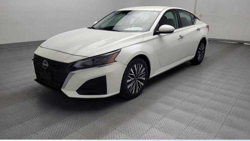 2023 Nissan Altima SV — Sedan — 27,511 mi — Fort Worth, TX