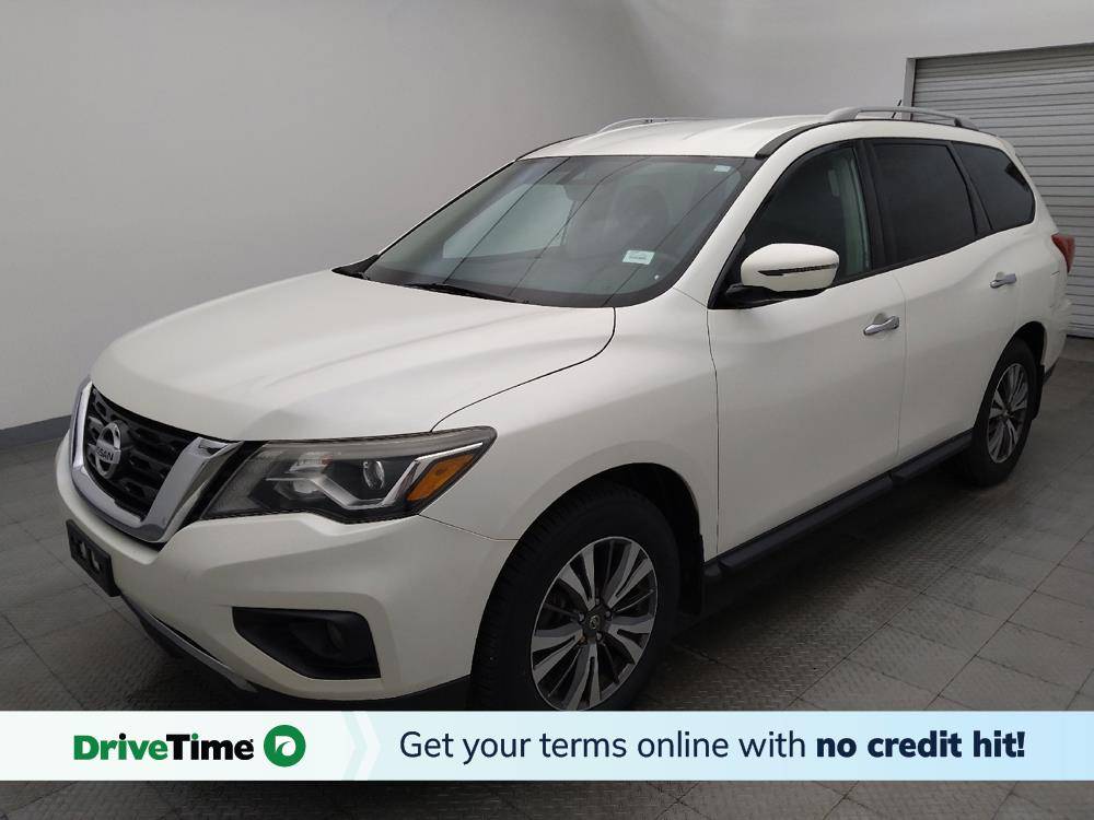 2017 Nissan Pathfinder SV