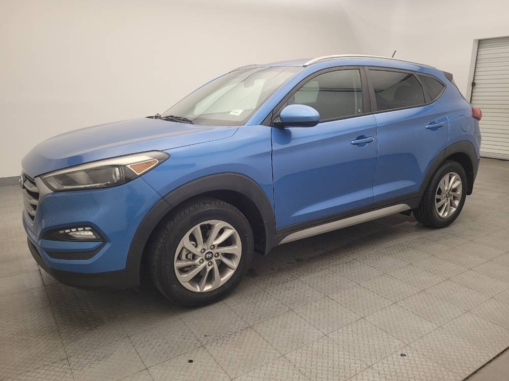 2017 Hyundai Tucson SE — SUV — 100,154 mi — Houston, TX