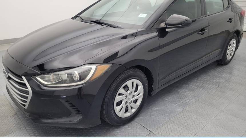 2017 Hyundai Elantra SE — Sedan — 95,826 mi — Houston, TX