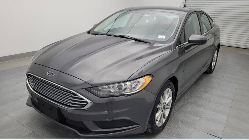 2017 Ford Fusion SE — Sedan — 60,902 mi — Houston, TX