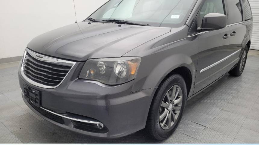 2015 Chrysler Town & Country S — Minivan — 71,562 mi — Houston, TX