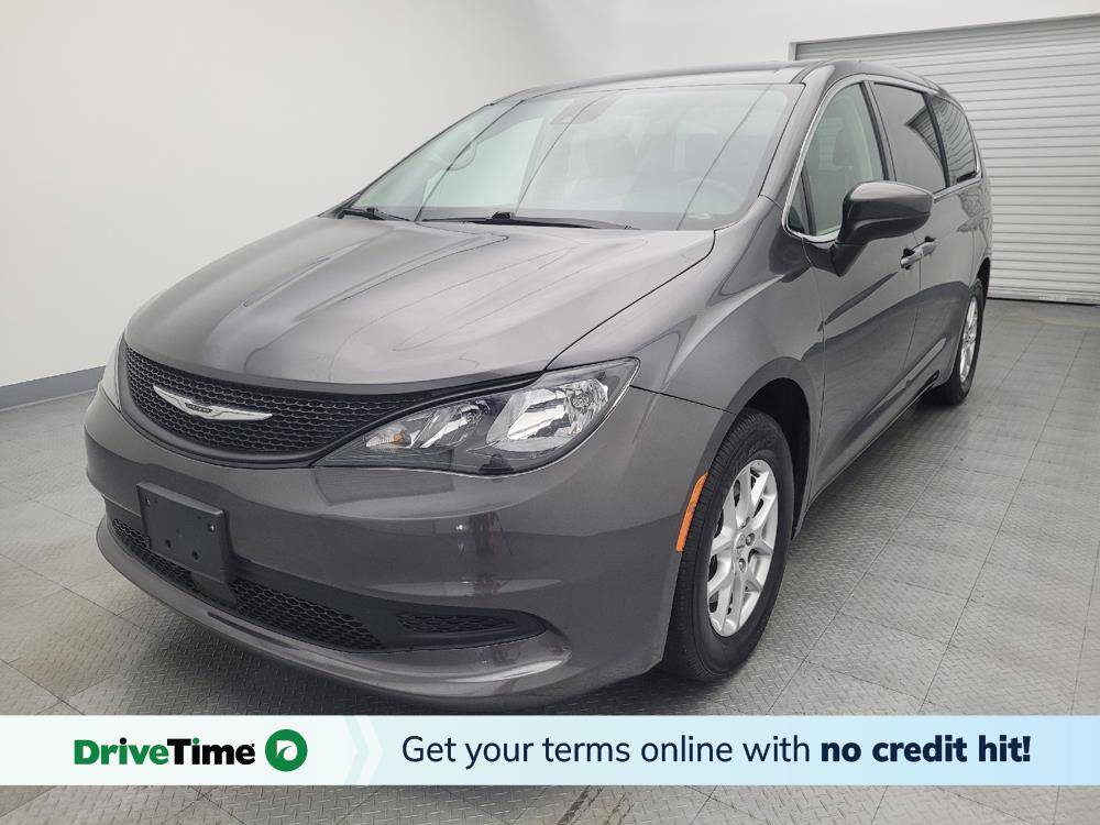 2023 Chrysler Voyager LX — Minivan — 81,458 mi — Houston, TX