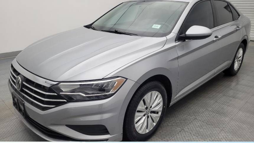 2019 Volkswagen Jetta SE — Sedan — 67,644 mi — Houston, TX
