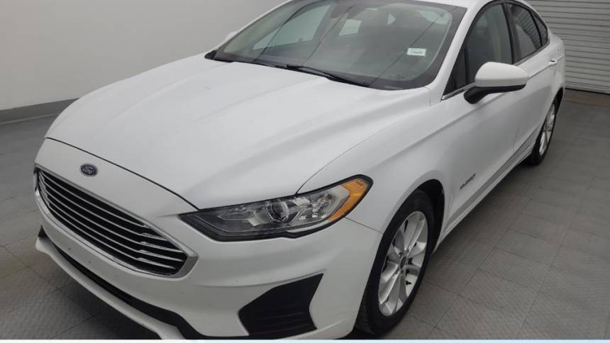 2019 Ford Fusion Hybrid SE — Sedan — 65,360 mi — Houston, TX