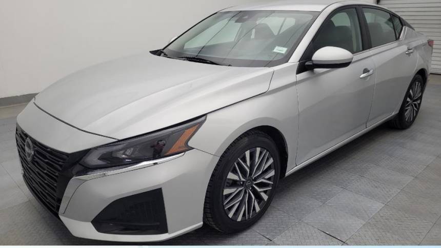 2023 Nissan Altima SV — Sedan — 48,179 mi — Live Oak, TX