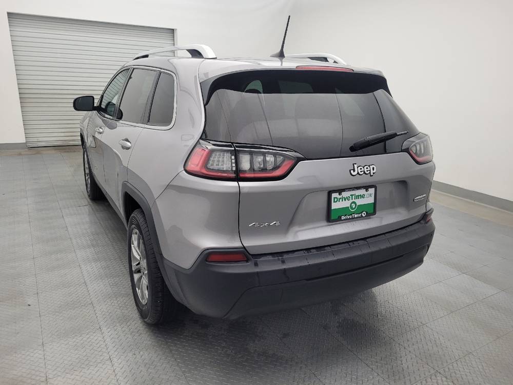 Thumbnail 5