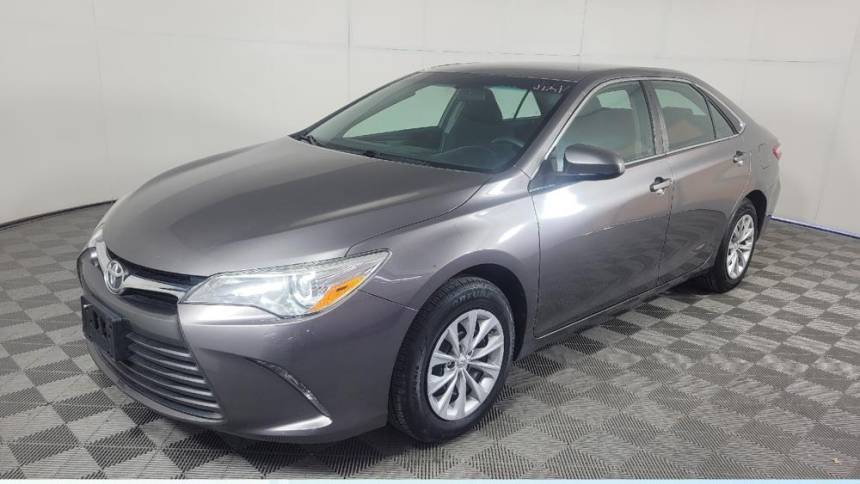 2017 Toyota Camry LE — Sedan — 49,993 mi — North Plano, TX