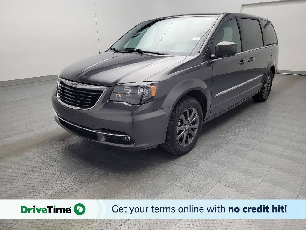 2016 Chrysler Town & Country S — Minivan — 132,386 mi — North Plano, TX