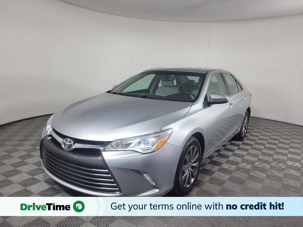 2015 Toyota Camry XLE V6 — Sedan — 31,346 mi — North Plano, TX