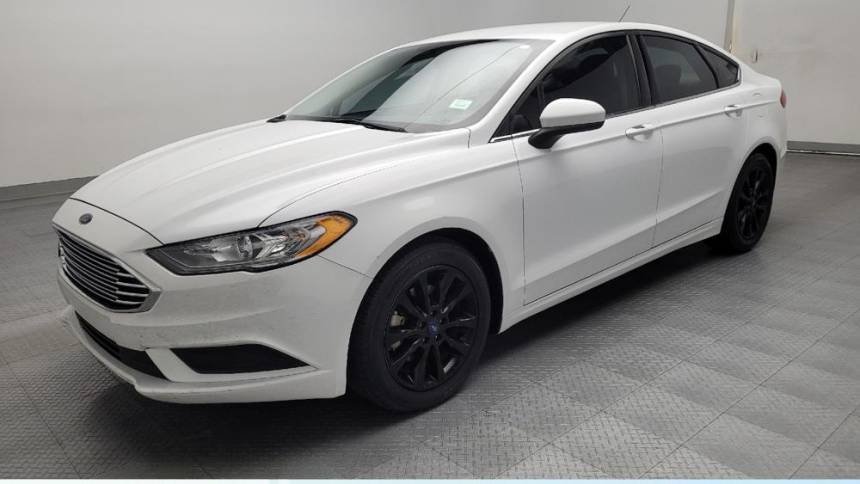 2017 Ford Fusion SE — Sedan — 99,233 mi — Round Rock, TX