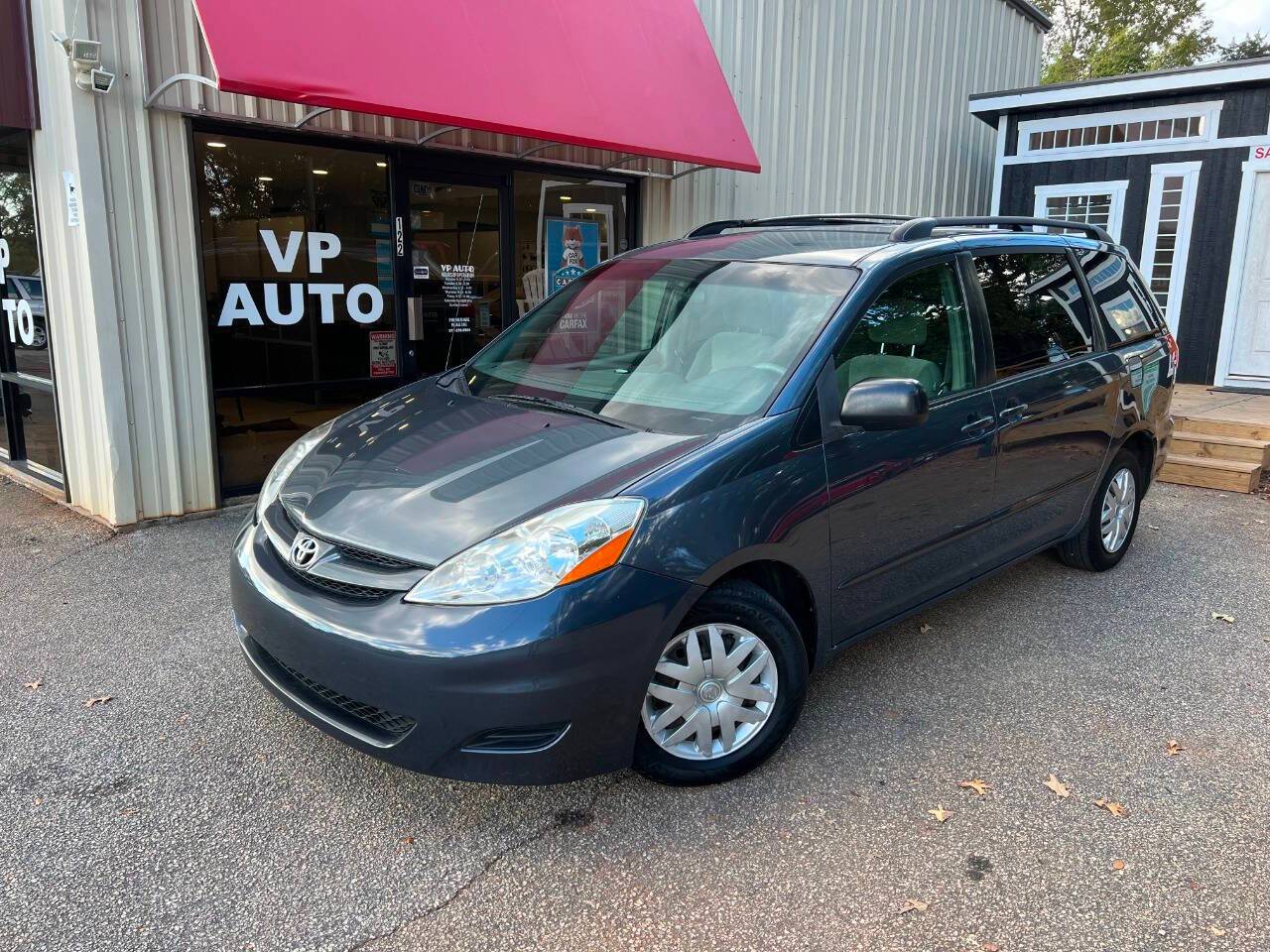 2008 Toyota Sienna LE — Minivan — 129,054 mi — Greenville, SC