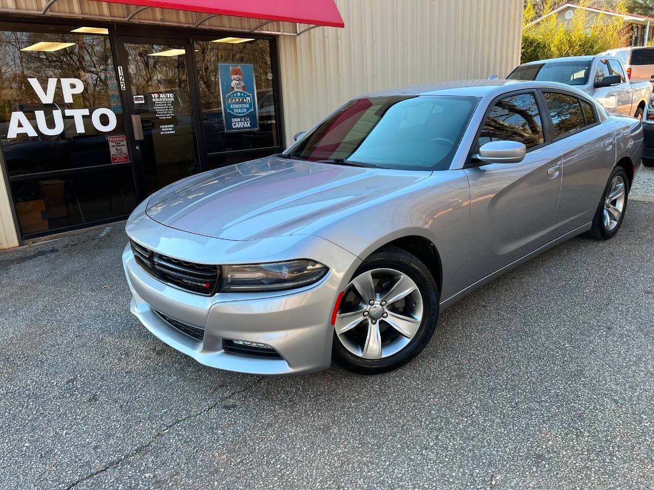 2017 Dodge Charger SXT — Sedan — 104,694 mi — Greenville, SC