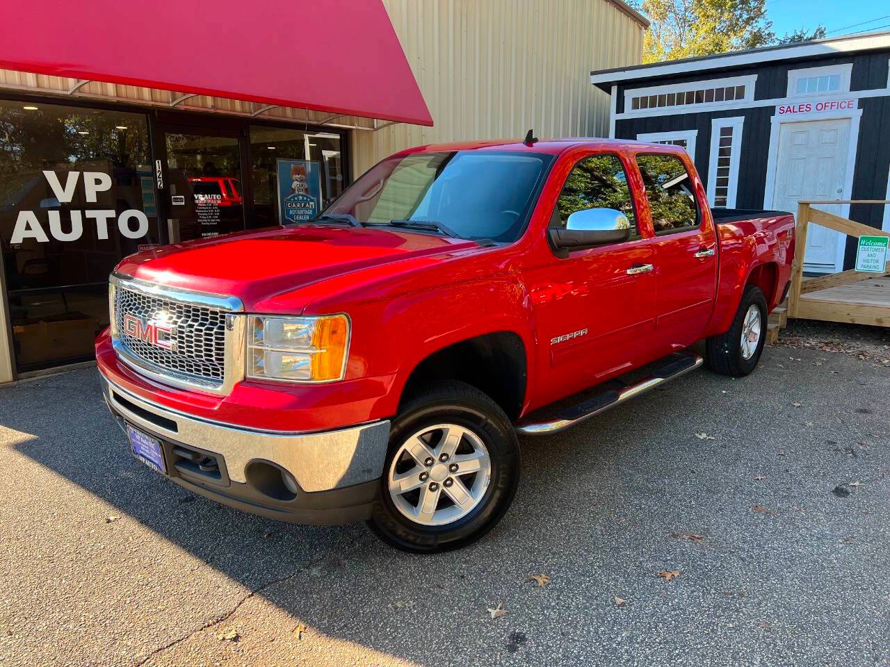 2013 GMC Sierra 1500 SLE — Pickup Truck — 162,314 mi — Greenville, SC