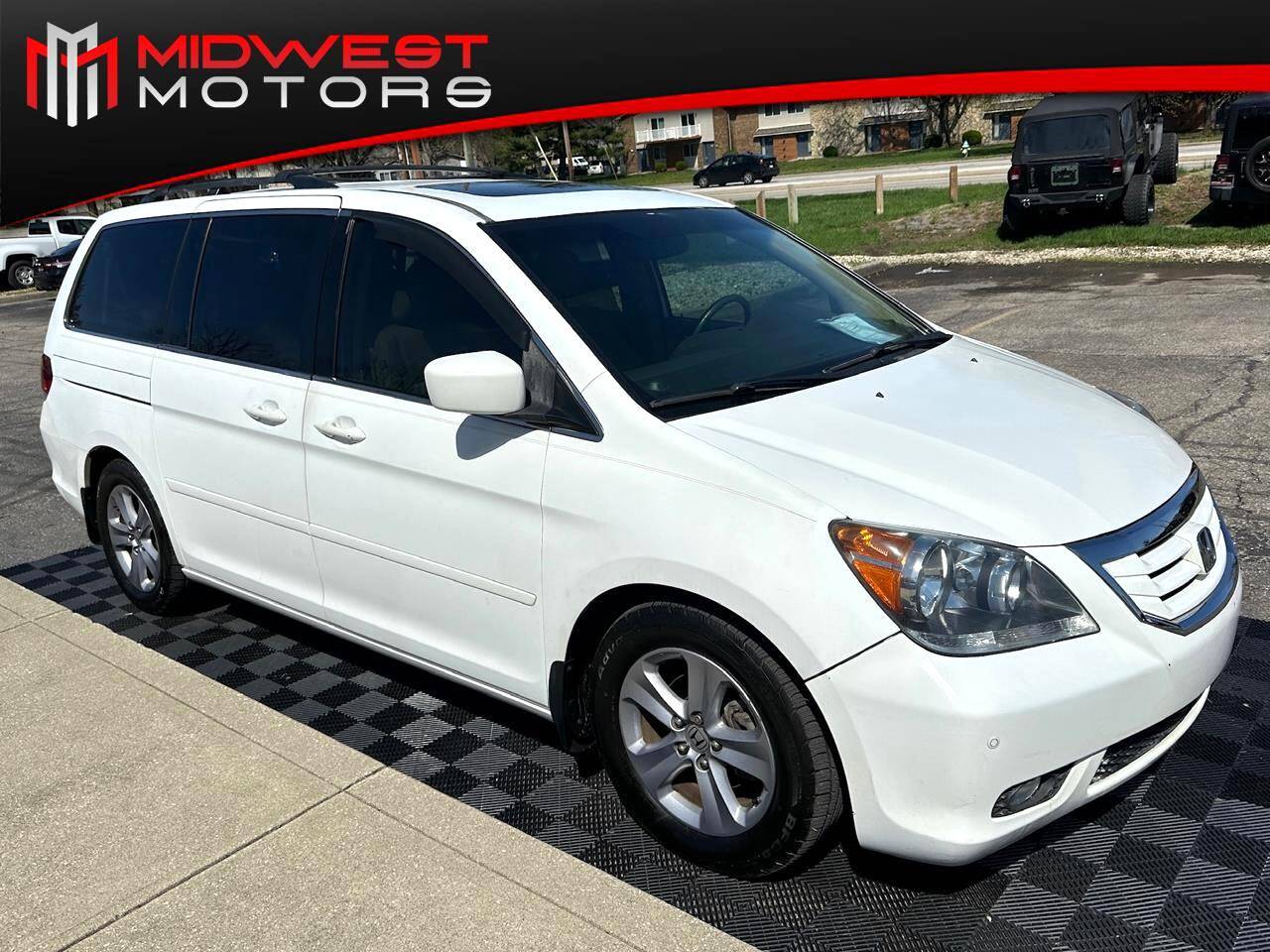 2010 Honda Odyssey Touring — Minivan — 73,723 mi — Indianapolis, IN