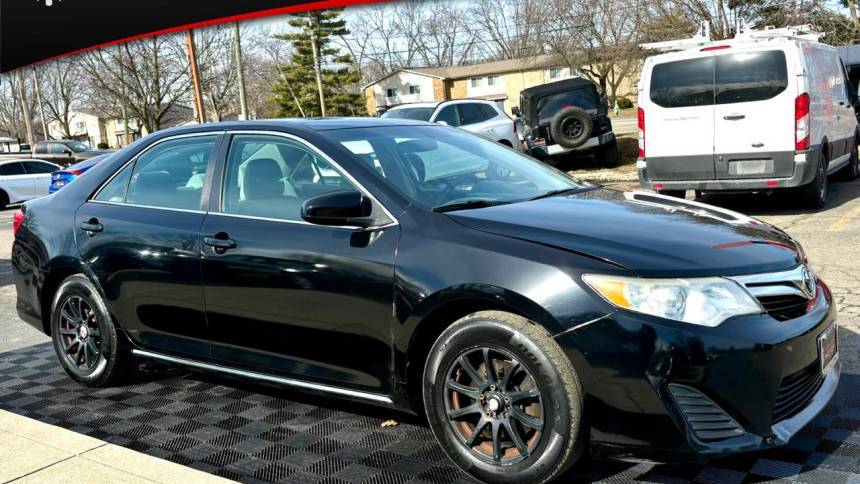 2014 Toyota Camry SE Sport — Sedan — 127,899 mi — Indianapolis, IN