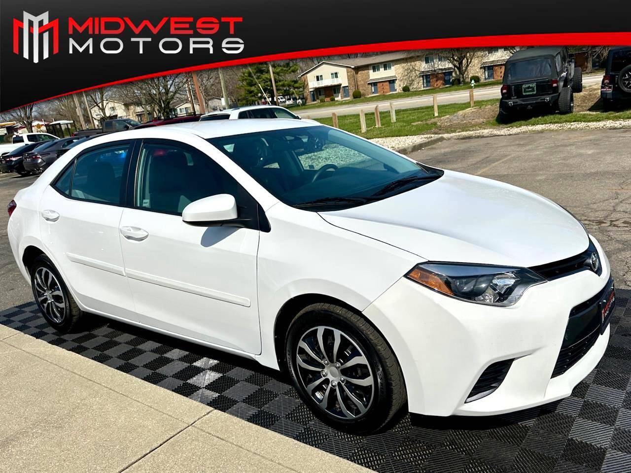 2015 Toyota Corolla LE — Sedan — 48,754 mi — Indianapolis, IN