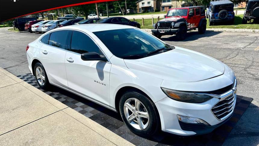 2019 Chevrolet Malibu LS — Sedan — 30,736 mi — Indianapolis, IN