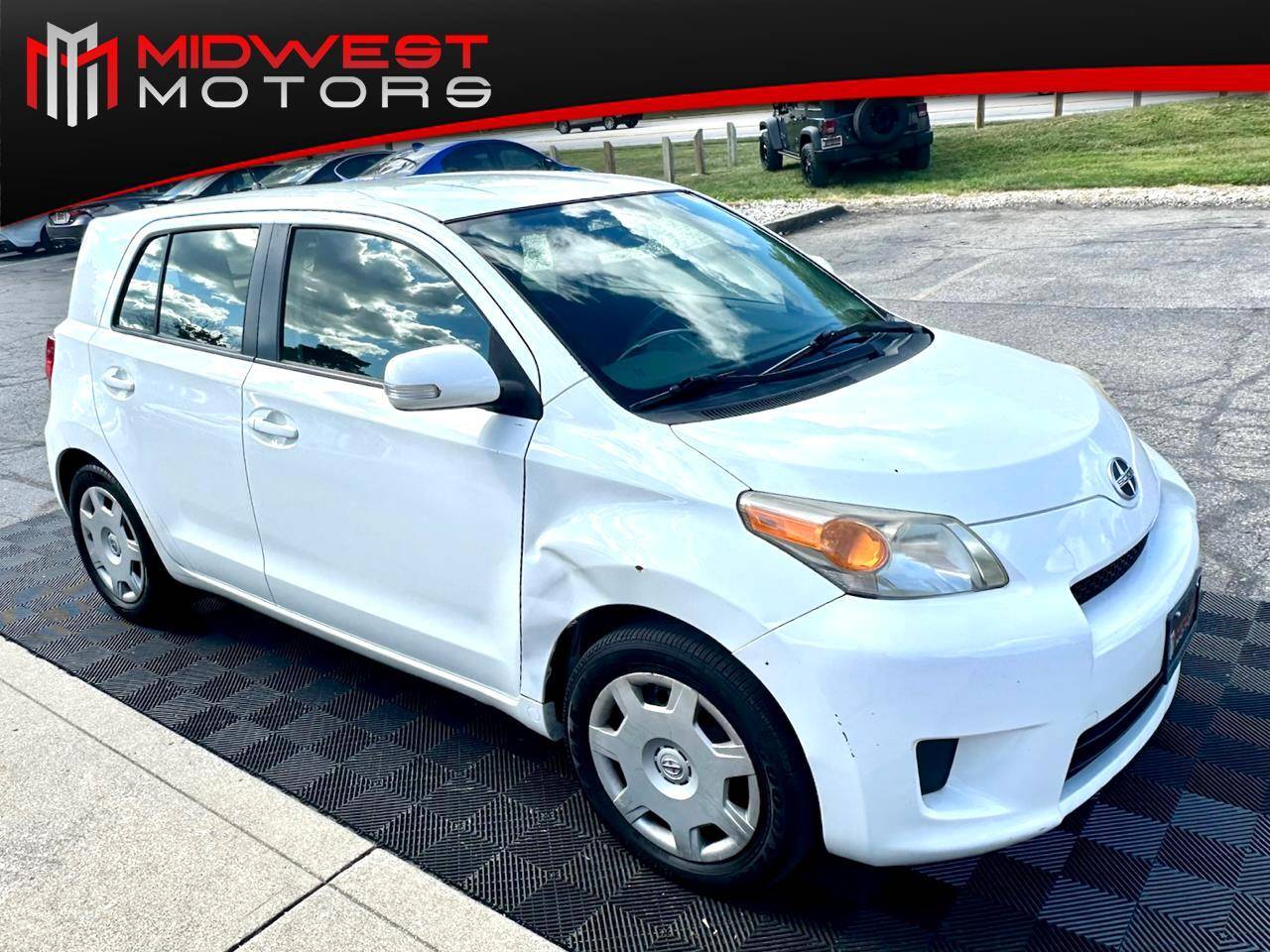 2013 Scion xD Base — Hatchback — 185,904 mi — Indianapolis, IN