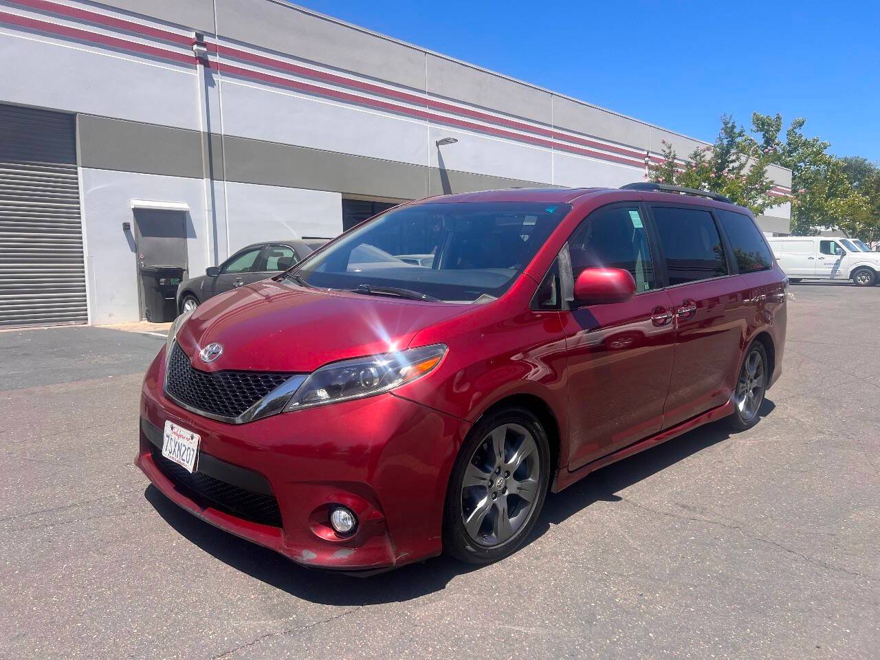 2015 Toyota Sienna SE — Minivan — 345,000 mi — Rocklin, CA