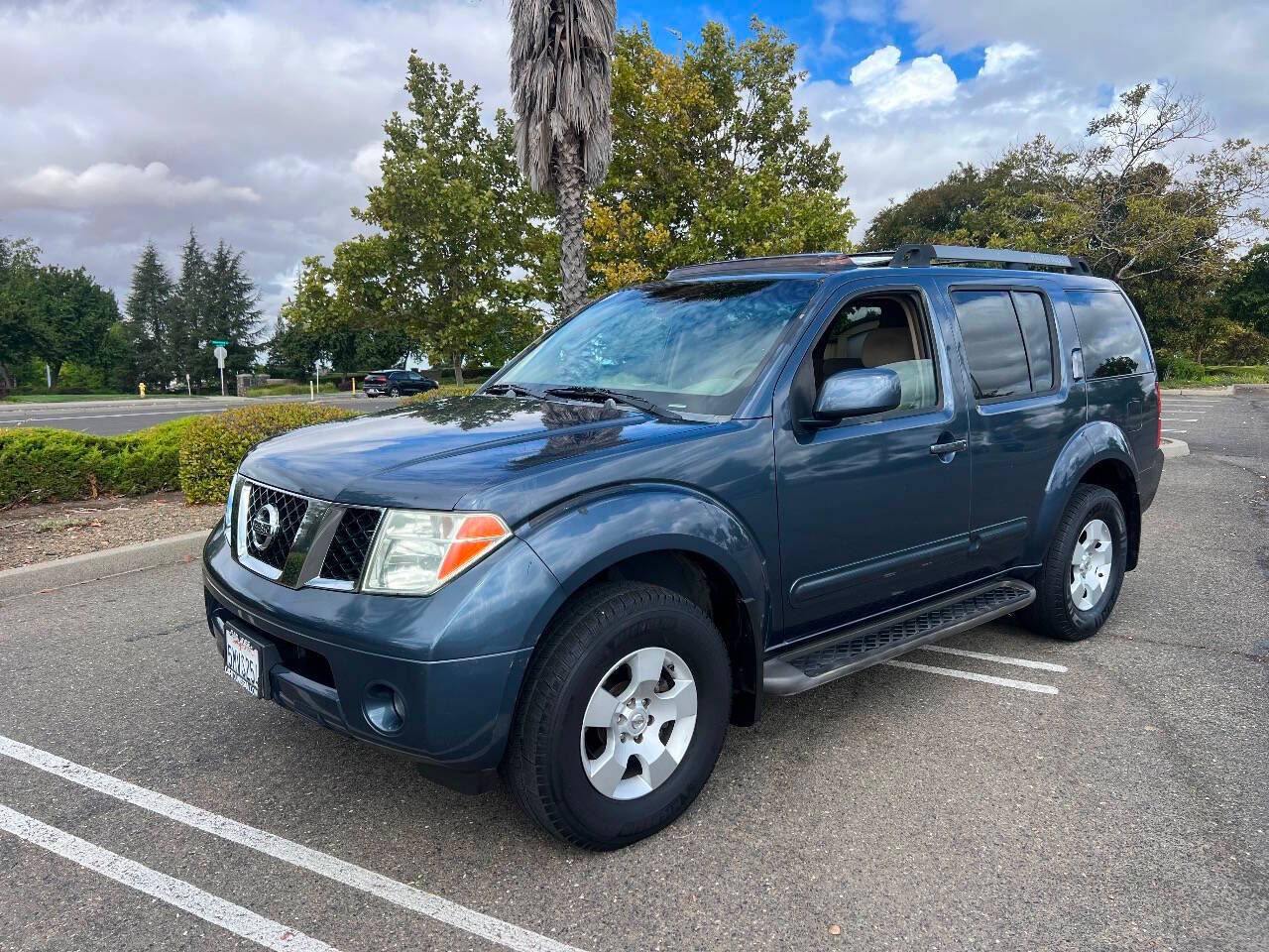 2005 Nissan Pathfinder SE — SUV — 164,162 mi — Rocklin, CA