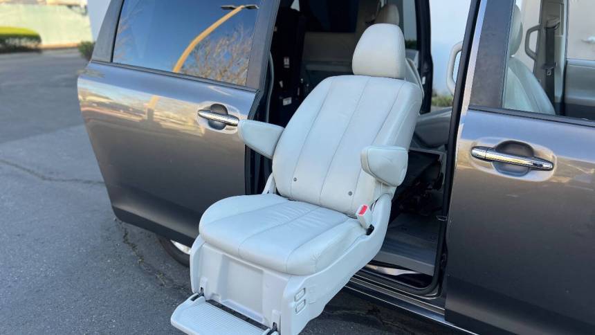 2011 Toyota Sienna XLE — Minivan — 87,081 mi — Rocklin, CA