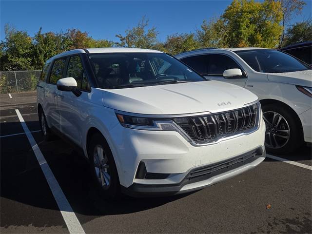 2022 Kia Carnival LXS — Minivan — 71,850 mi — Fort Wayne, IN