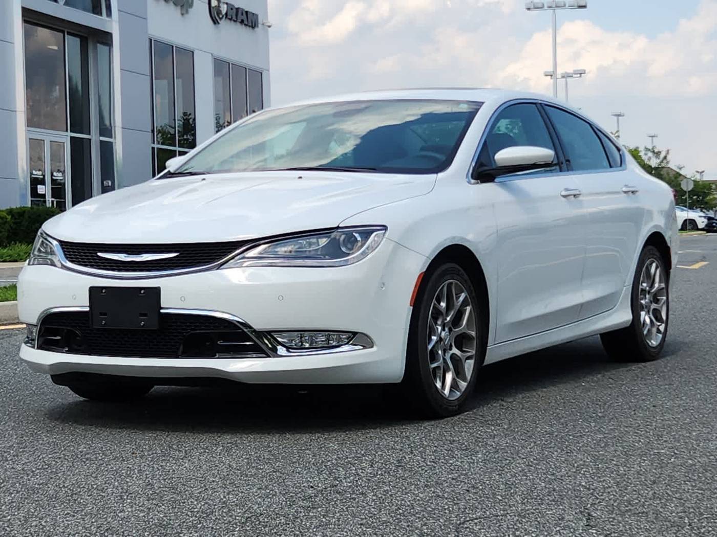 2016 Chrysler 200 C — Sedan — 25,279 mi — Elkton, MD