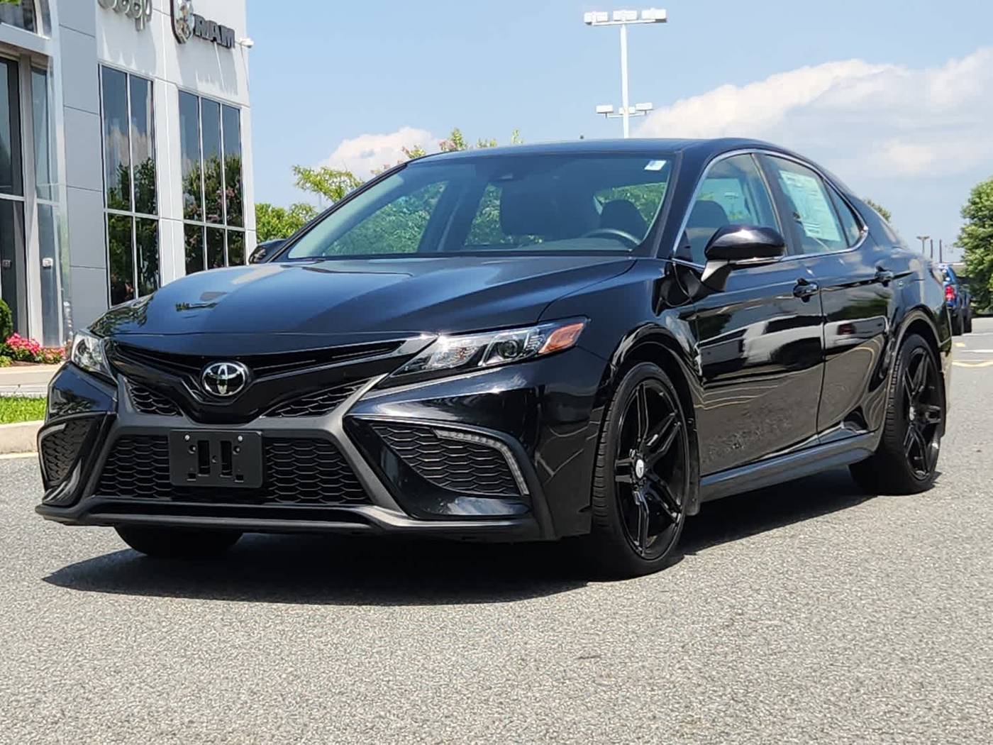 2022 Toyota Camry SE — Sedan — 70,742 mi — Elkton, MD