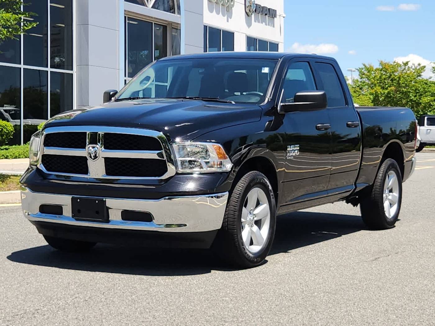 2024 Ram 1500 Classic SLT — Pickup Truck — 23,159 mi — Elkton, MD