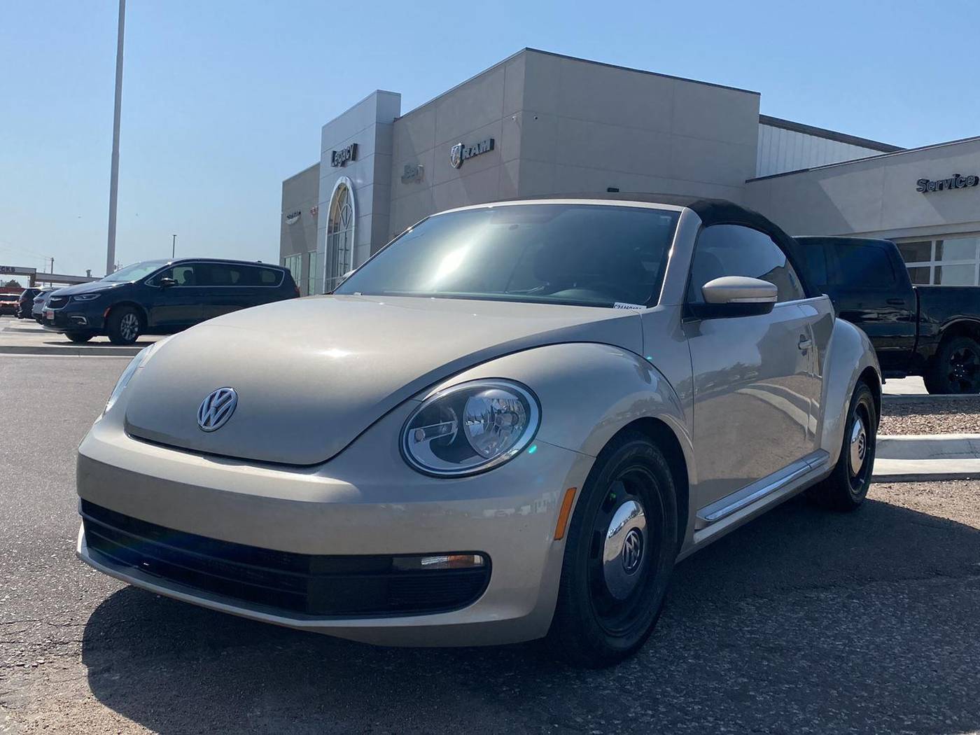 2015 Volkswagen Beetle 1.8T — Convertible — 52,657 mi — Garden City, KS