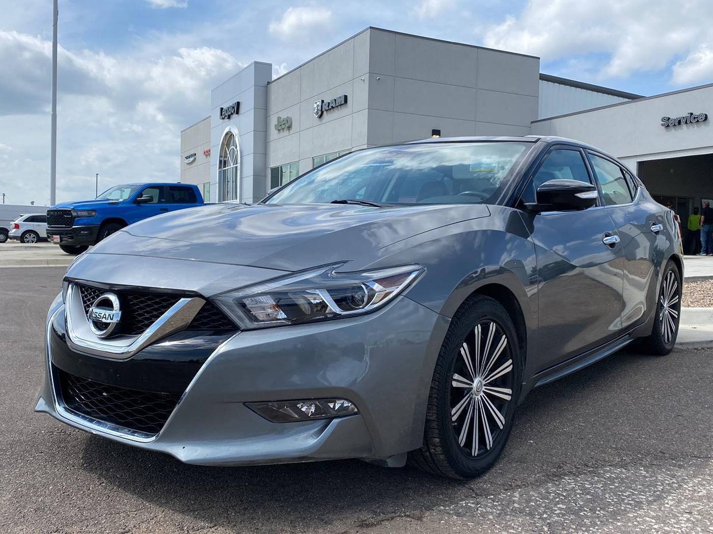 2017 Nissan Maxima Platinum — Sedan — 63,254 mi — Garden City, KS