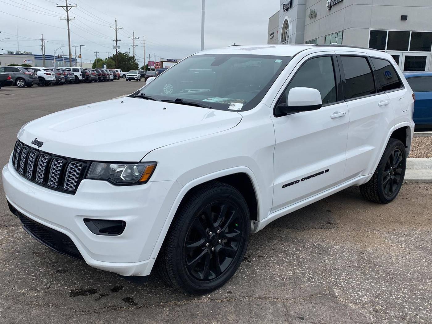 2022 Jeep Grand Cherokee WK Laredo X — SUV — 29,519 mi — Garden City, KS