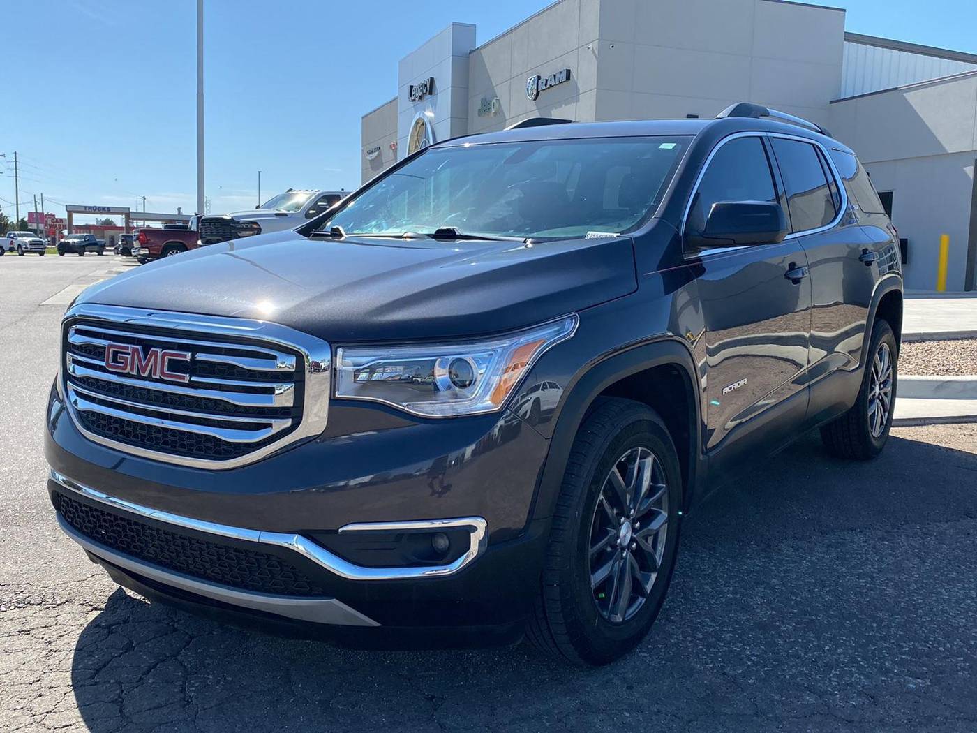 2018 GMC Acadia SLT — SUV — 91,161 mi — Garden City, KS