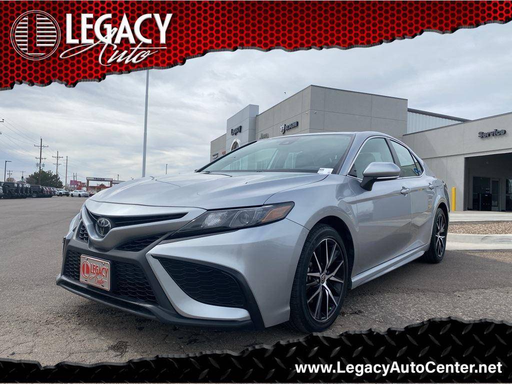 2023 Toyota Camry SE — Sedan — 52,302 mi — Garden City, KS