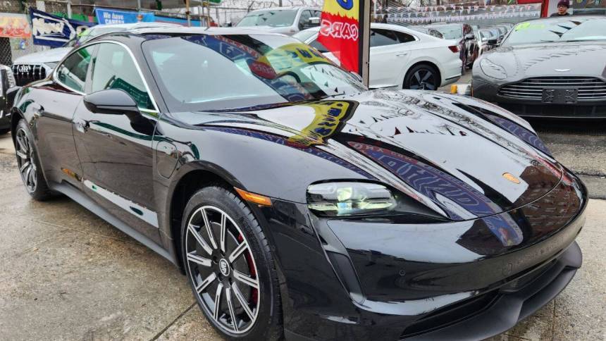 2022 Porsche Taycan 4S — Sedan — 5,000 mi — Jamaica, NY