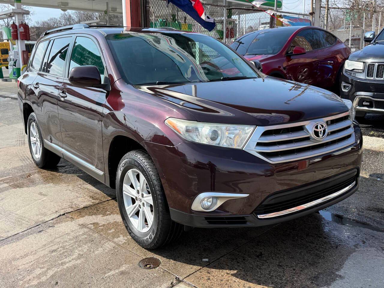2013 Toyota Highlander SE V6 — SUV — 101,243 mi — Jamaica, NY