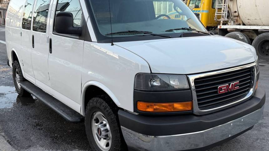 2022 GMC Savana Cargo Van Base — Cargo Van — 39,596 mi — Jamaica, NY