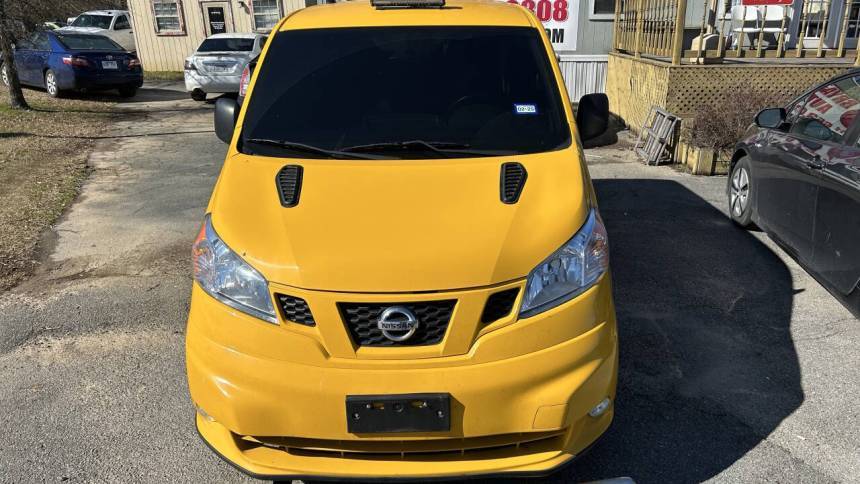 2014 Nissan NV200 Taxi Base — Passenger Van — 39,903 mi — Bryant, AR