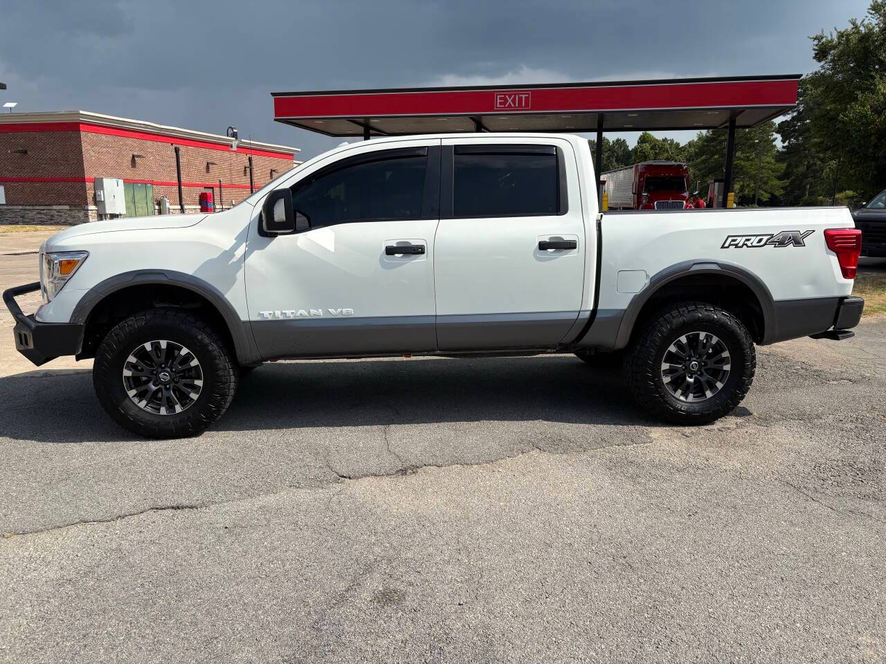 2018 Nissan Titan PRO-4X — Pickup Truck — 109,259 mi — Bryant, AR