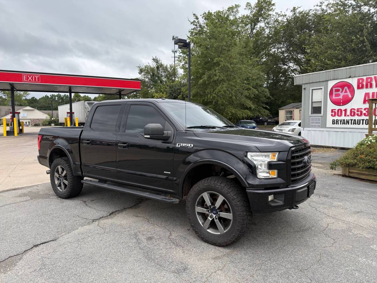 2017 Ford F-150 XLT — Pickup Truck — 128,632 mi — Bryant, AR
