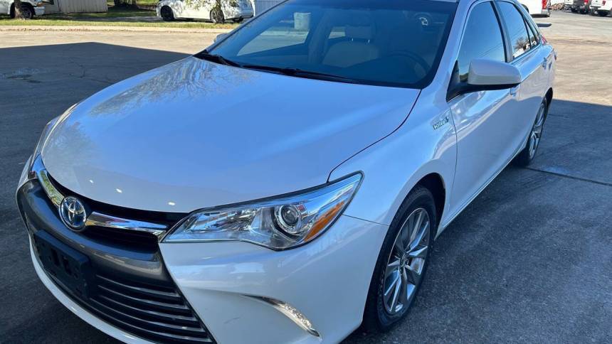2016 Toyota Camry Hybrid XLE — Sedan — 100,980 mi — Bryant, AR