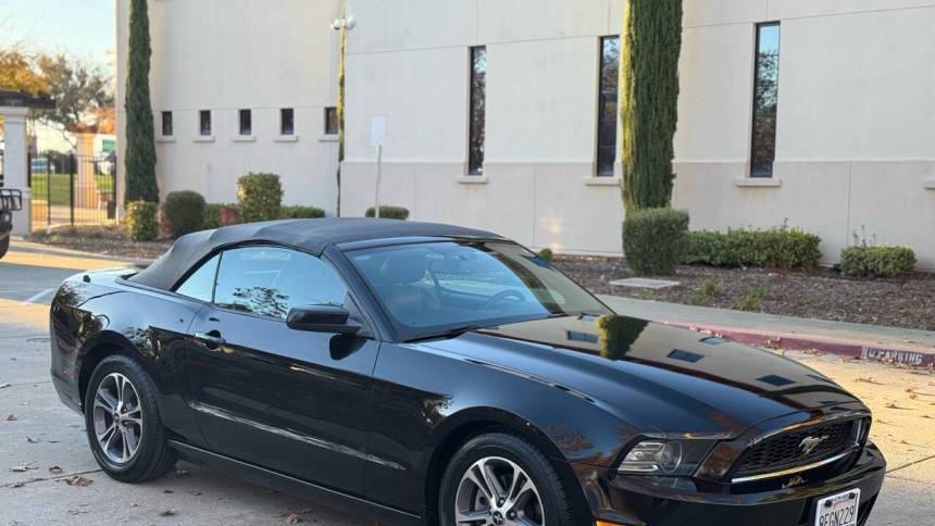 2014 Ford Mustang V6 Premium — Convertible — 116,380 mi — Roseville, CA