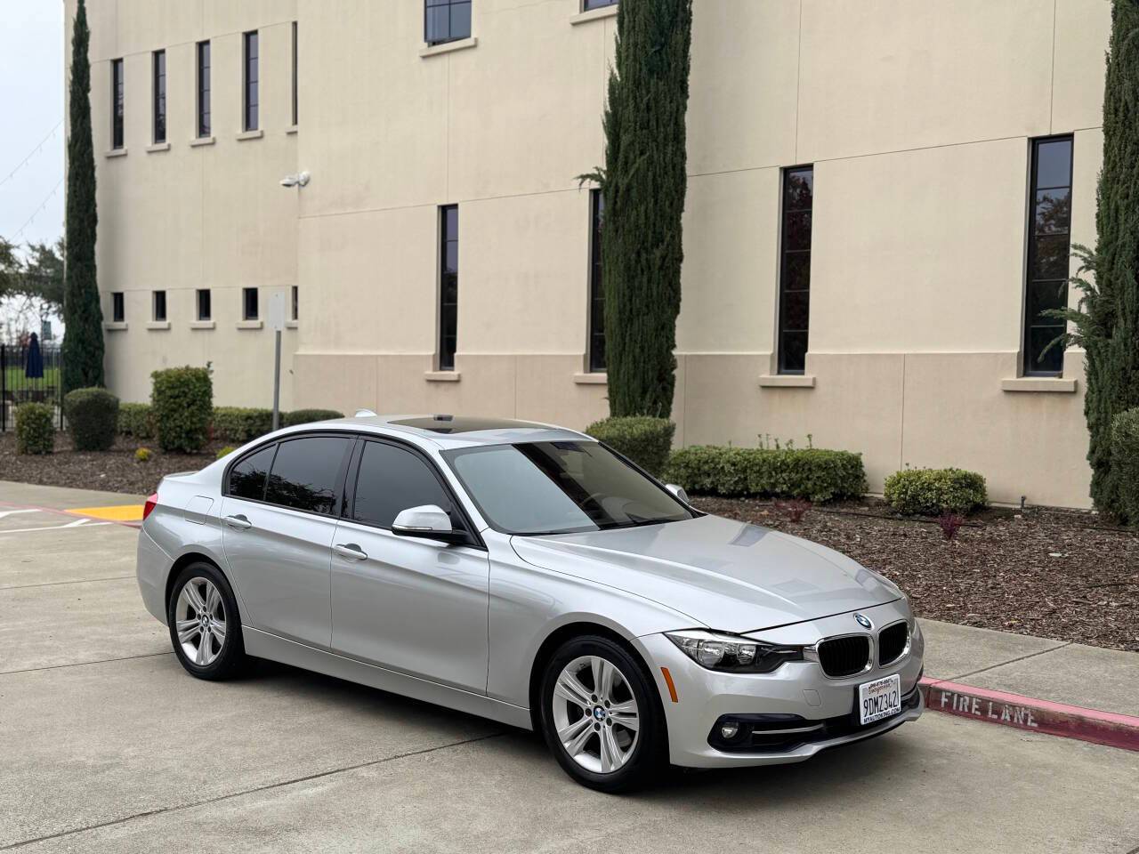 2016 BMW 3 Series 328i