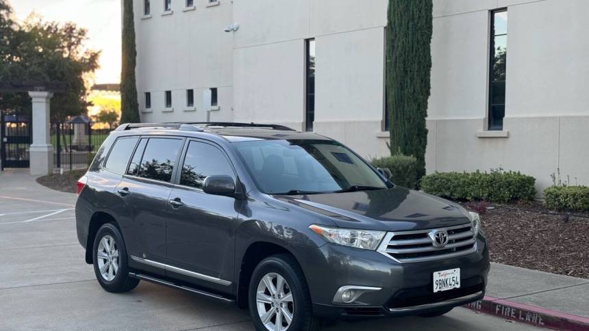 2011 Toyota Highlander SE V6 — SUV — 161,845 mi — Roseville, CA