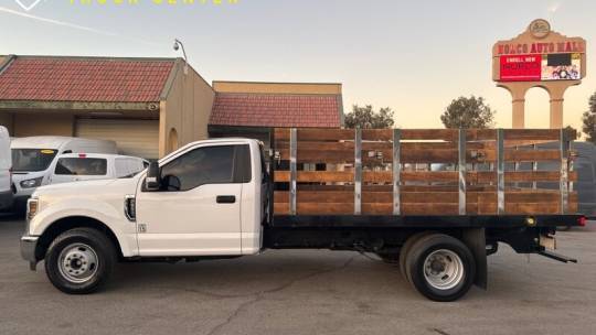 2019 Ford Super Duty F-350 Chassis Cab XL — Chassis Cab Truck — 98,226 mi — Norco, CA