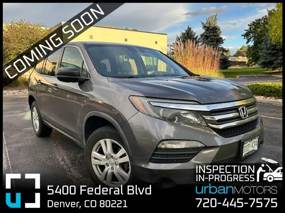 2017 Honda Pilot LX — SUV — 109,598 mi — Denver, CO