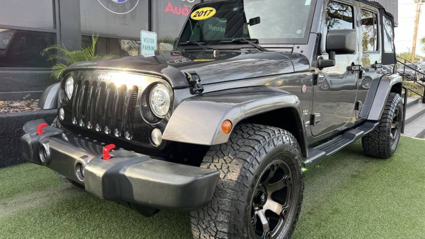 2017 Jeep Wrangler Sahara — SUV — 62,585 mi — Tampa, FL